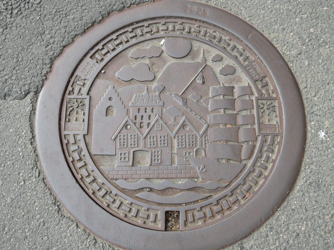 Manhole 1122