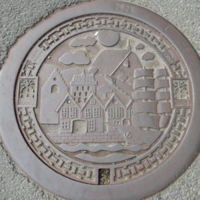 Manhole 1122